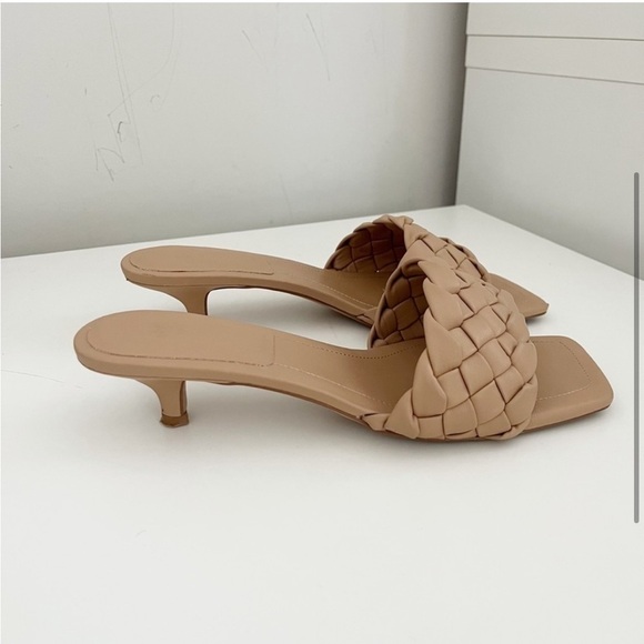 H&M Woven Kitty Heels - Picture 5 of 5